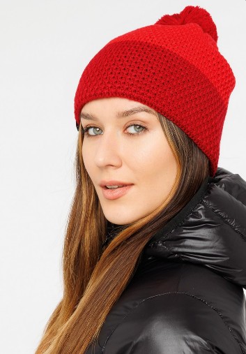 Шапка MOAX Star красный