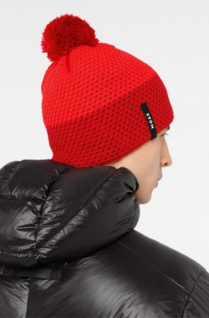 Шапка MOAX Star красный