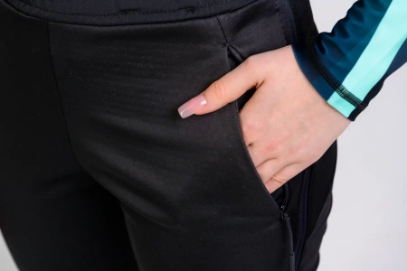Брюки разминочные Fischer SoftShell Warm (черн.)